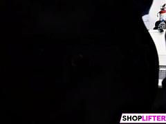 Sucer une bite, Hard, Police