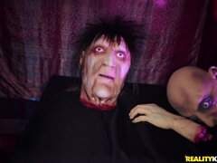 Morena, Corridas, Peludo, Hd, Orgasmo, Piscina, Gritar, Juguetes