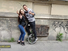 Blasen, Braunhaarige, Familie, Selbstgemacht, Zierlich, Realität, Taboo, Flotter dreier