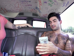 In den arsch, Arsch, Bus, Schwul, Geld, Im freien, Pornostars, Tätowierung