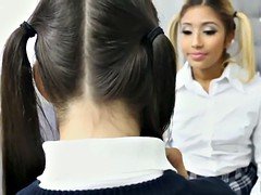 Fétiche, Le plan cul à quatre, Groupe, Adolescente