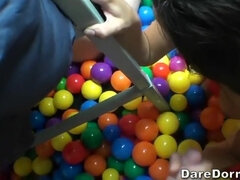 フェラチオ, 茶髪の, イく瞬間, ゲーム, ラティーナ, なめる, オマンコ, ガリガリ