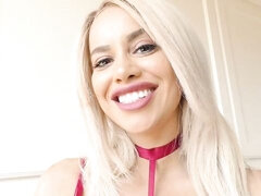 Verga grande, Tetas grandes, Rubia, Mamada, Estilo perrito, Muñeca, Marido, Latina