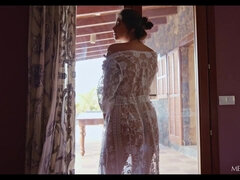 Naked Breakfast - Foxy Alissa