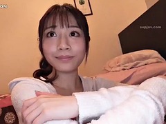 アジア人, 美女, デカチン, デカパイ, 手コキする, ハードコア, 日本人, 三人