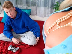 Amateur, Bikini, Rubia, Mamada, Morena, Estilo perrito, Madres para coger, Tetas