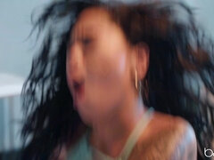 Aziatisch, Bruinharig, Grappig, Hardcore, Ondergoed, Slipje, Kut duiken, Rijden