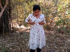 Indian Bhabhi Flashing Boobs Getting Nude In Public