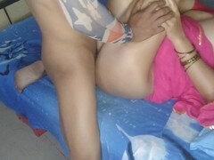 18 ans, Grosse bite, Première fois, Indienne, Petite femme, Chatte, Jarretelles, Adolescente