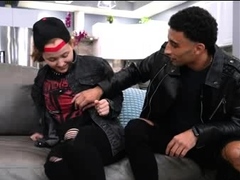 Sucer une bite, En levrette, Hard, Interracial, Adolescente