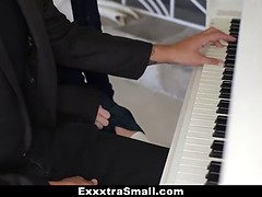 Blond, Sperma shot, Hardcore, Hd, Kut duiken, Lerarin, Tiener, Strak