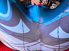 I peed myself from the strong vibrations, then my pussy came from masturbation