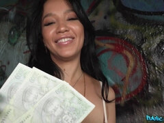 Asiatisch, Blasen, Braunhaarige, Milf, Mutti, Geld, Im freien, Pov