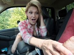 Grosser arsch, Grosser schwanz, Grosse titten, Blondine, Blasen, Auto, Hundestellung, Jungendliche (18+)