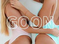 Enthousiasteling, Lieveling, Grote mammen, Badpak, Blond, Bruinharig, Compilatie, Tieten likken