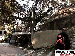 アフリカ人, アナル, 浴室, デカチン, 黒人, 手コキする, 異人種間, 母