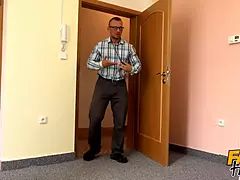 Verga grande, Corrida, Corridas, Estilo perrito, Gafas, Hd, Lamidas, Gritar