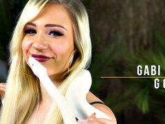 Bikini, Blondine, Dildo, Schmutzig, Einschiebung, Party, Solo, Tätowierung