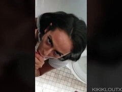 Young Honey in Public Shower Catches Abnormal Hidden Cam and Gives a Deep Throat
