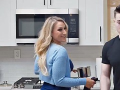 Mature Charlie Hart taught Alexander some tricks of pleasure