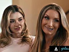 Tetas grandes, Sexo duro, Lesbiana, Madres para coger, Realidad, Madrastra, Adolescente, Trio