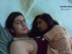 Sensual Indian Sister-in-law and Brother-in-law share a romantic floor hookup