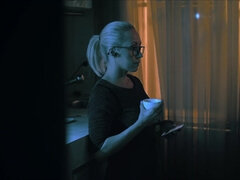 Tetas grandes, Rubia, Atrapados, Penetracion con dedos, Lencería, Masturbación, Maduro, Mamá