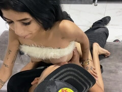 My Horny Stepsister Looks For Me In The Living Room To Be Fucked Until She Orgasms