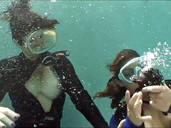 Blondine, Braunhaarige, Lesbisch, Nippel