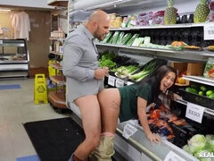 Asiático, Morena, Estilo perrito, Corridas faciales, Músculo, Público, Realidad, Tetas