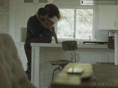 Américain, Bottes, Brunette brune, Pieds, Cuisine, De plein air, Piercing, Rugueux