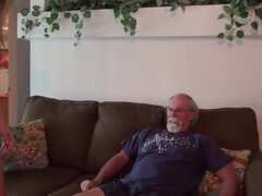 Gek, Schattig, Handbeurt, Moeder die ik wil neuken, Geperverteerd, Slet, Nat, Slet