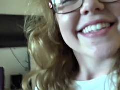 Rubia, Mamada, Corrida, Penetracion con dedos, Novia, Pov