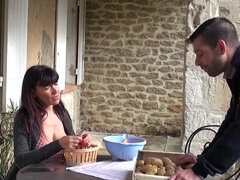 Anal, Gros seins, Brunette brune, Femme couguar, Mature, Mature anale, Mère que j'aimerais baiser, Maman