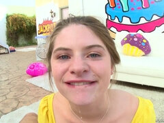 Большой член, Минет, Глубокая глотка, Затыкание рта, На природе, От первого лица, Молоденькие