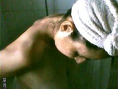 Tetas grandes, Madres para coger, Ducha, Tetas