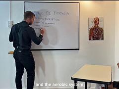 Enthousiasteling, Pijpbeurt, Hardcore, Hd, Moeder die ik wil neuken, Openbaar, Lerarin, Tieten likken