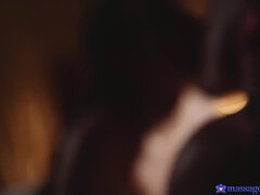 Жопа, Брюнетки, Чешки, Европейки, Сперма на лице, Пирсинг, Лизание жопы, Втроем