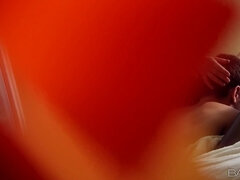 Nana, Gros cul, Couple, Gorge profonde, Hard, Chatte, Tatouage, Nénés