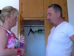 ドイツ人, Hd, レズビアン, 熟年, フェラする, 三人