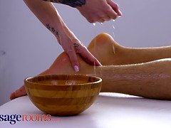 Красивые, Минет, Одетые девушки голые парни, Европейки, Хд, Массаж, Масло, От первого лица
