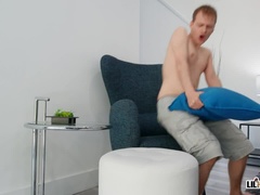 Grosse titten, Blondine, Spermaladung, Schwanz, Handjob, Hotel, Muschi, Tätowierung