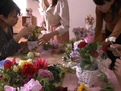 18 jaar, Aziatisch, Grote mammen, Huisgemaakt, Japaans, Moeder die ik wil neuken, Tieten likken
