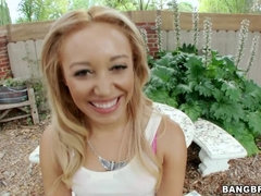 Enthousiasteling, Zwart, Blond, Pijpbeurt, Lul, Sperma in gezicht, Handbeurt, Hardcore