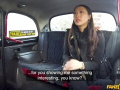 Thick Asian chick with big ass banged in the backseat of a taxi