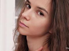 Anal, Brunette brune, Hd, Solo, Adolescente, Ados anal, Nénés, Jouets