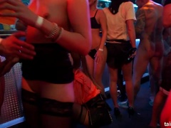 Blond, Schattig, Pop, Interraciaal, Pornster, Kut duiken, Swinger, Nat
