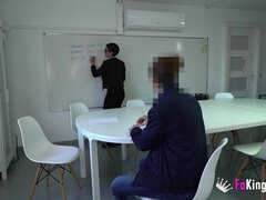 Amateur, Sucer une bite, Brunette brune, Tir de sperme, Européenne, Réalité, Étudiant, Professeur