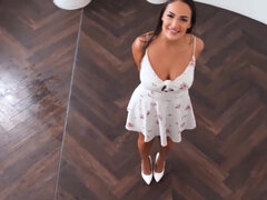 Grosser schwanz, Grosse titten, Blasen, Kehlenfick, Familie, Hd, Milf, Mutti