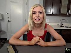 Grosser schwanz, Blondine, Blasen, Spermaladung, Hardcore, Pov, Hintern versohlen, Titten